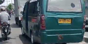 Perampok Menggila, Beraksi Diangkot dan Bikin Panik Penumpang