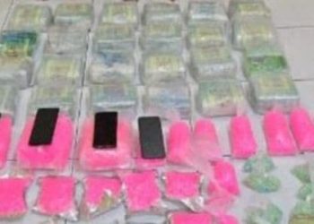 Sergap Mobil, Polisi Temukan Happy Water