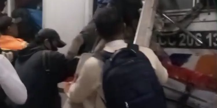 KAI Pastikan 240 Penumpang KA Argo Bromo Anggrek Selamat