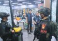 Brimob Bersenjata Kepung Markas Judol Hayam Wuruk