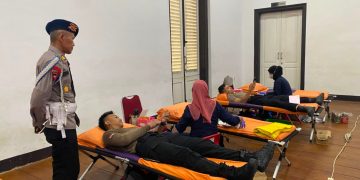 Sambut HUT Bhayangkara ke-80, 100 Personel Brimob Donor Darah