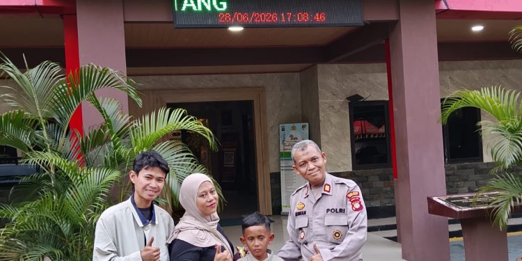 Polisi Pertemukan Anak Terpisah dari Orang Tua di Thamrin 