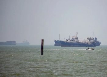 Iran Buka Selat Hormuz untuk Semua Kapal Dagang