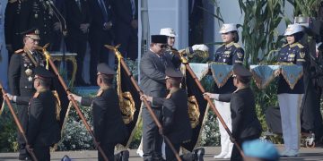Kapolda Metro Jaya Dianugerahi Tanda Kehormatan Nugraha Sakanti dari Presiden 
