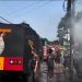 Brimob PMJ Bantu Padamkan 2 Kios Terbakar di Ciputat