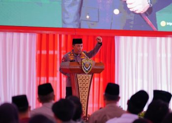 Kapolri Tutup Diklatsarnas Brigade Persis di Cikeas