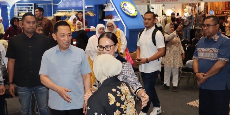 Jelang Penutupan, Kapolri Kunjungi Stan Bazar Kreasi Bhayangkari Nusantara 2026
