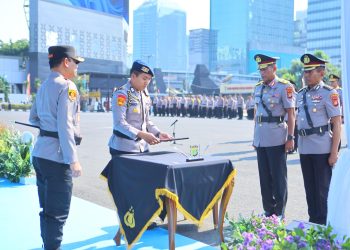 Kapolda Metro Jaya Pimpin Sertijab PJU dan Kapolres Jajaran