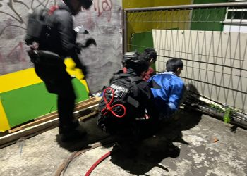 Brimob PMJ Bubarkan Tawuran di Ciputat