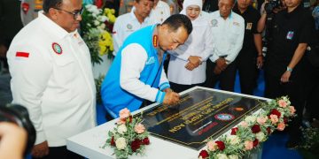 Kapolri Resmikan Gedung KSPSI AGN Jatim