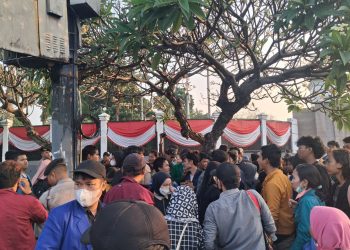 Polisi Kedepankan Pendekatan Humanis Saat Layani Massa Aksi di Depan DPR RI