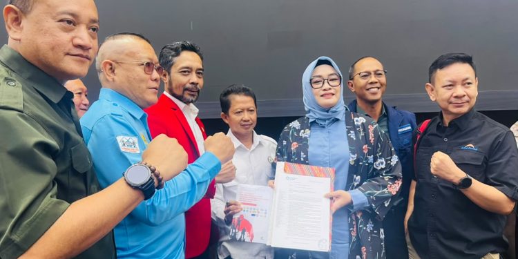 Dukung Revisi UU Ketenagakerjaan, Serikat Pekerja BUMN Sampaikan Rekomendasi ke DPR