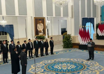 Presiden Prabowo Lantik Suahasil Nazara Gantikan Purbaya