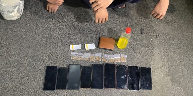 Patroli Brimob Metro Jaya Amankan 9 Orang dan 9 Klip Tembakau Sintetis di Cibubur