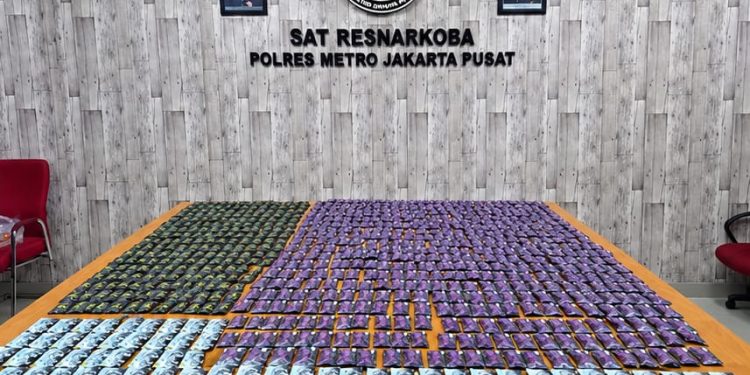 Polres Jakpus Ungkap Peredaran 858 Kartrid Diduga Mengandung Etomidate