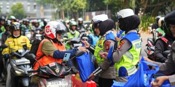 Sabtu Berkah, Kapolda Metro Jaya Ajak Ojol Utamakan Keselamatan